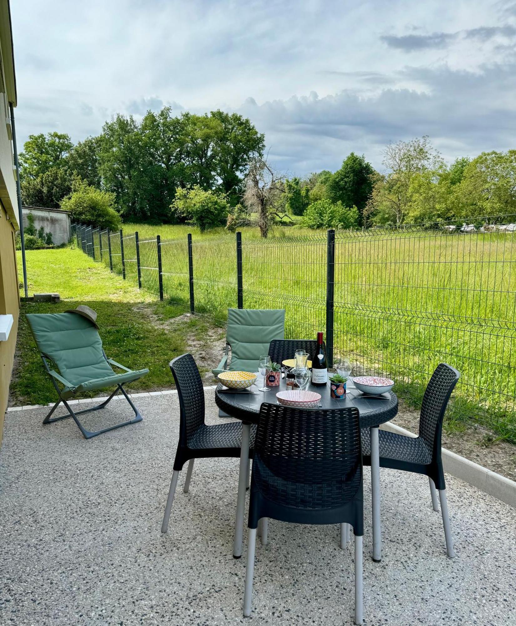 La Maisonette Arelo Couffy Eksteriør bilde